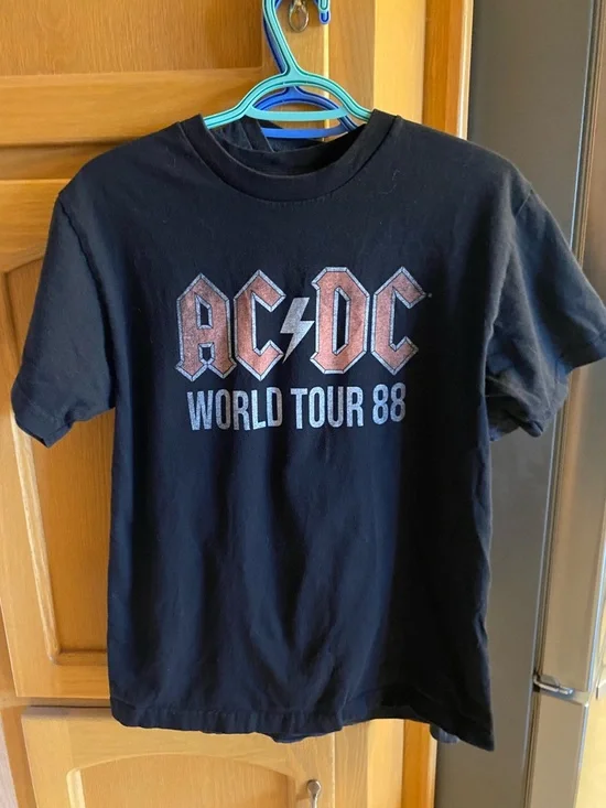 Shirts - Picture 8 of 16